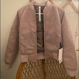 NWT Lulu bomber jacket! Size 4. Mauve color